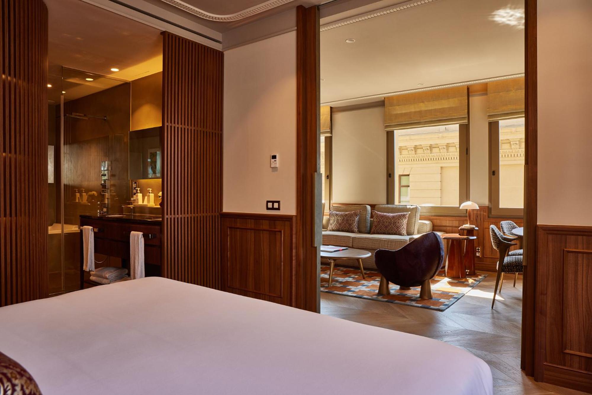 Grand 5* Barcelona